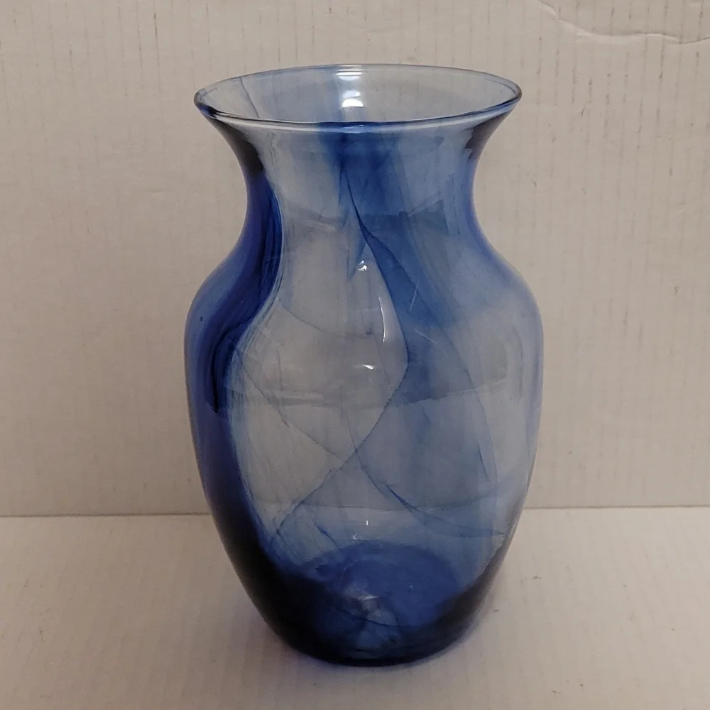 Beautiful Vintage Hand Blown Vase
